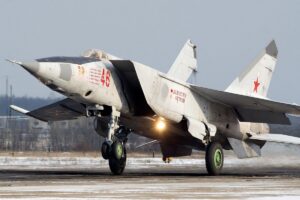 MiG-25-front-left